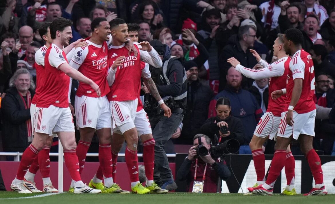 Hasil Liga Inggris, Club Arsenal Bungkam Chelsea Lewat Drama Sepak Pojok, Laga Panas Sampai Kartu Merah!